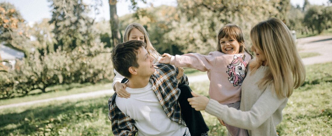25 Screen-Free Family Activities That Create Real Connection
